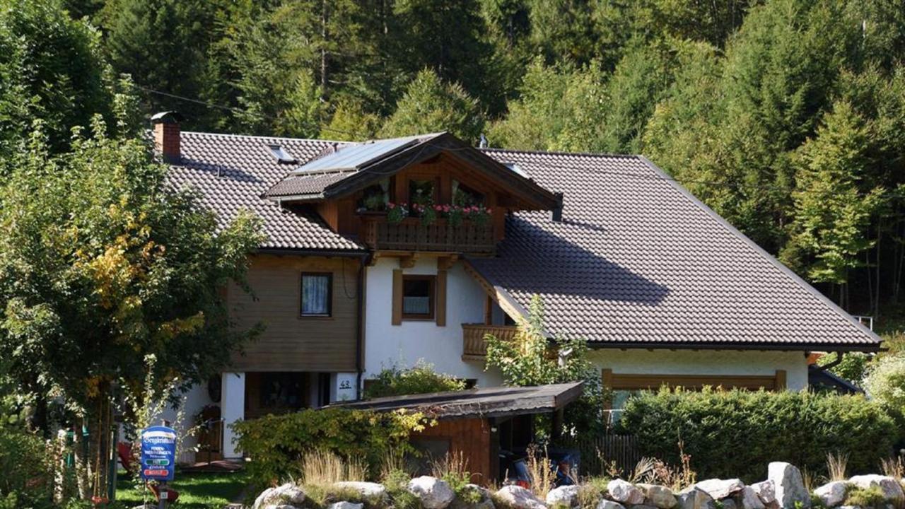וולגאו Gaestehaus Bergkristall מראה חיצוני תמונה