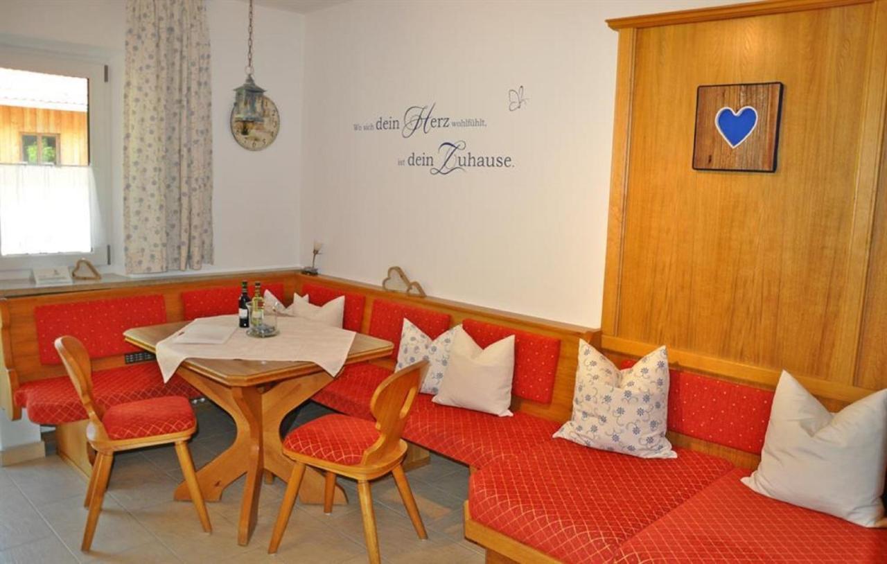 וולגאו Gaestehaus Bergkristall מראה חיצוני תמונה